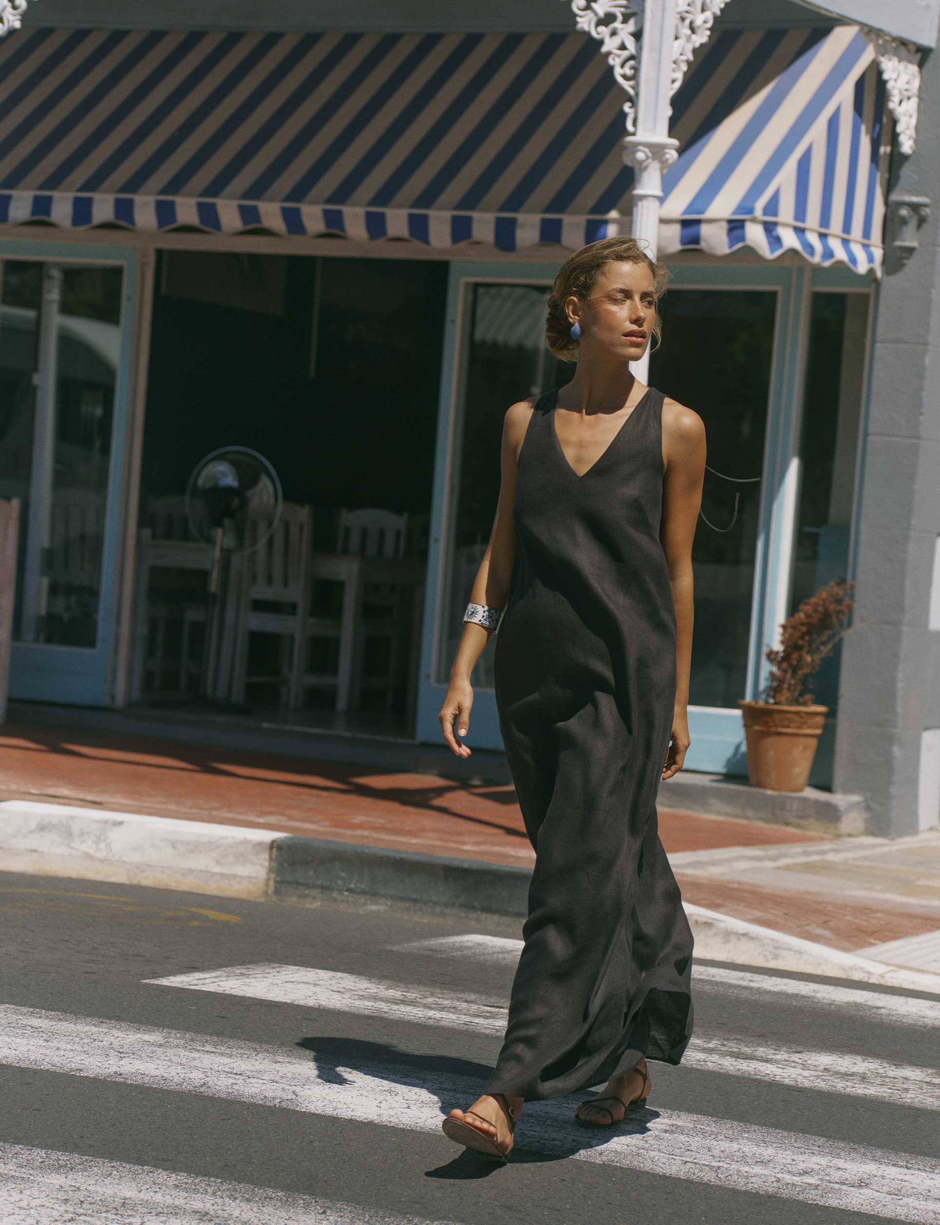 Blenheim Dress: Linen, Black Main image