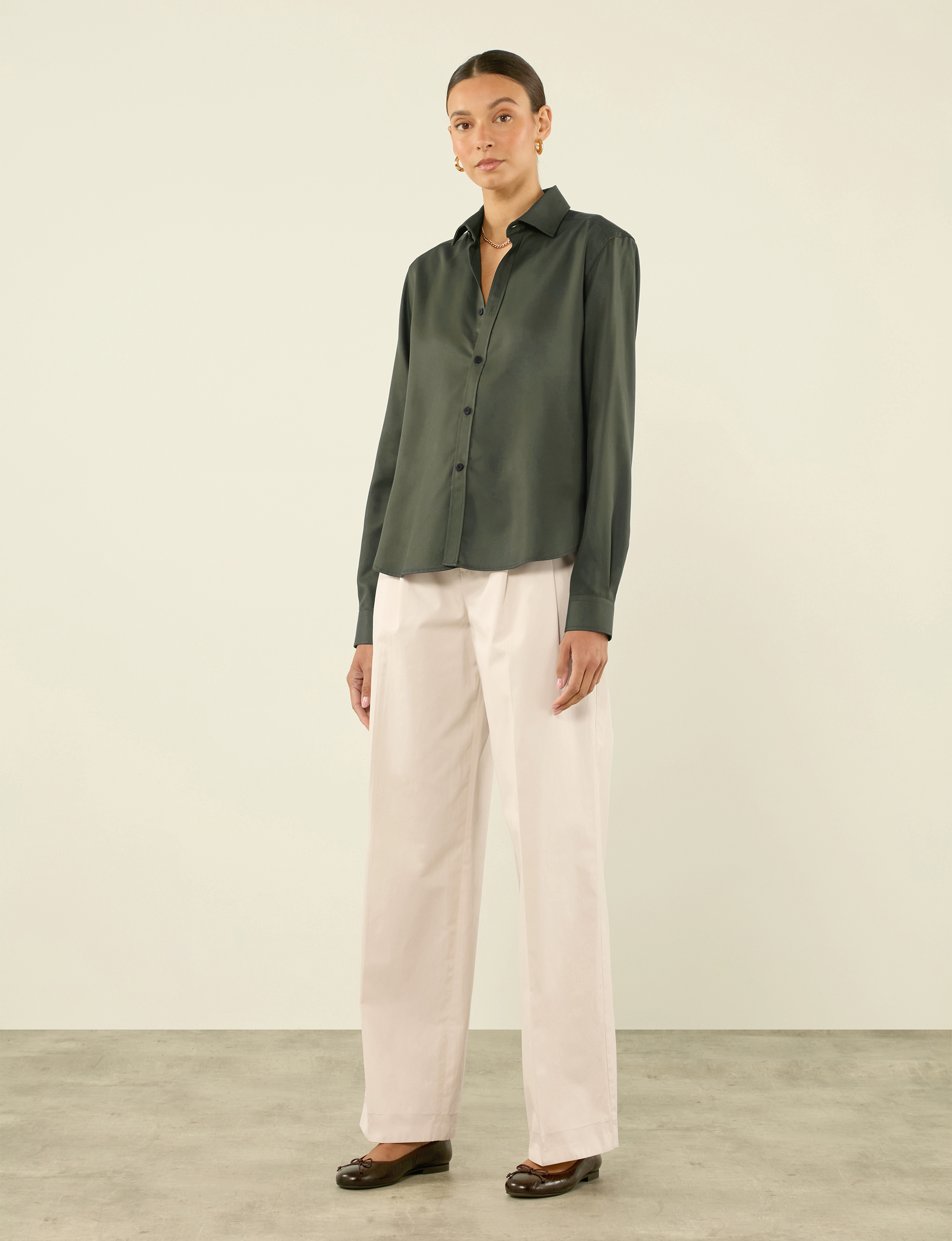 The Classic: TENCEL™ Lyocell, Khaki Secondary image