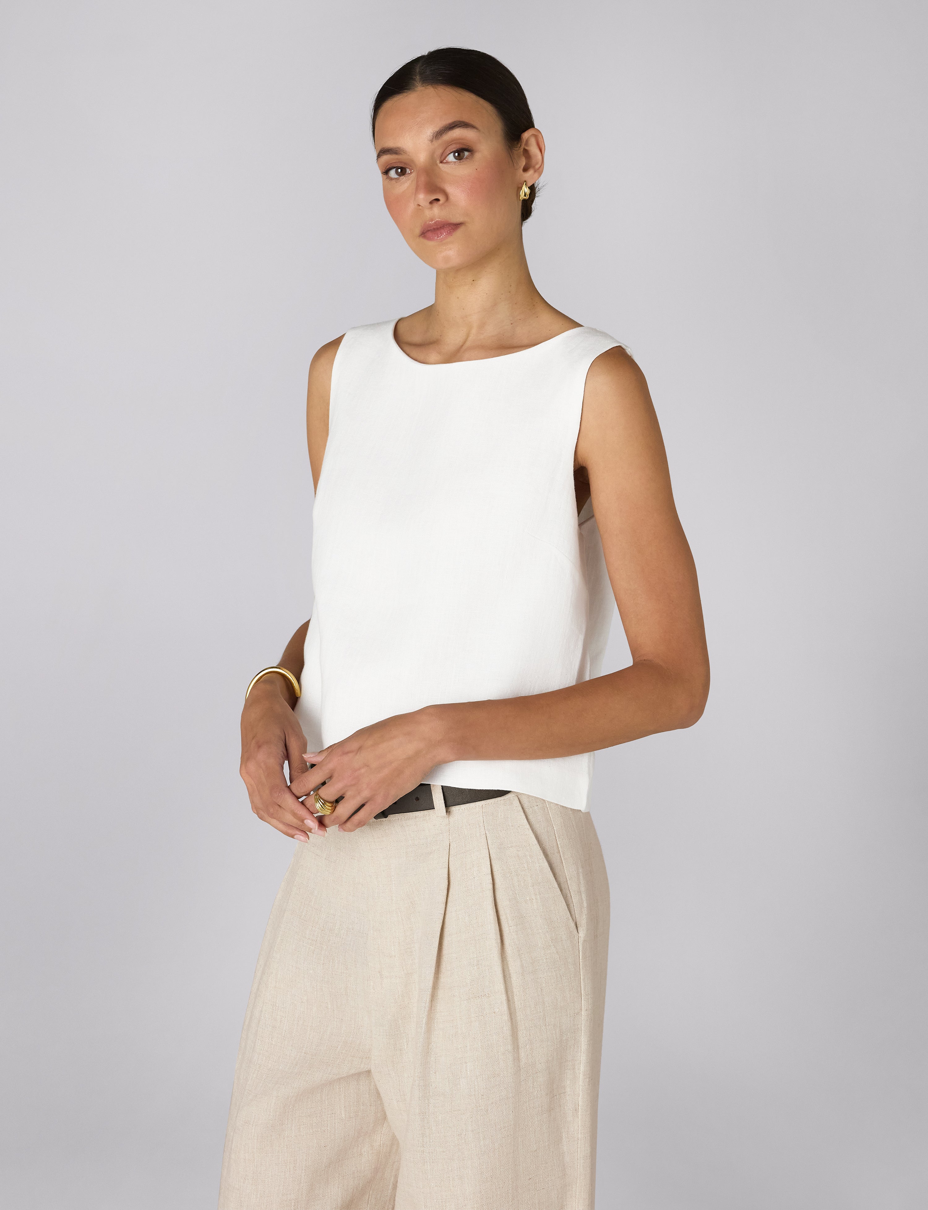 Jackie Top: Linen, White Secondary image
