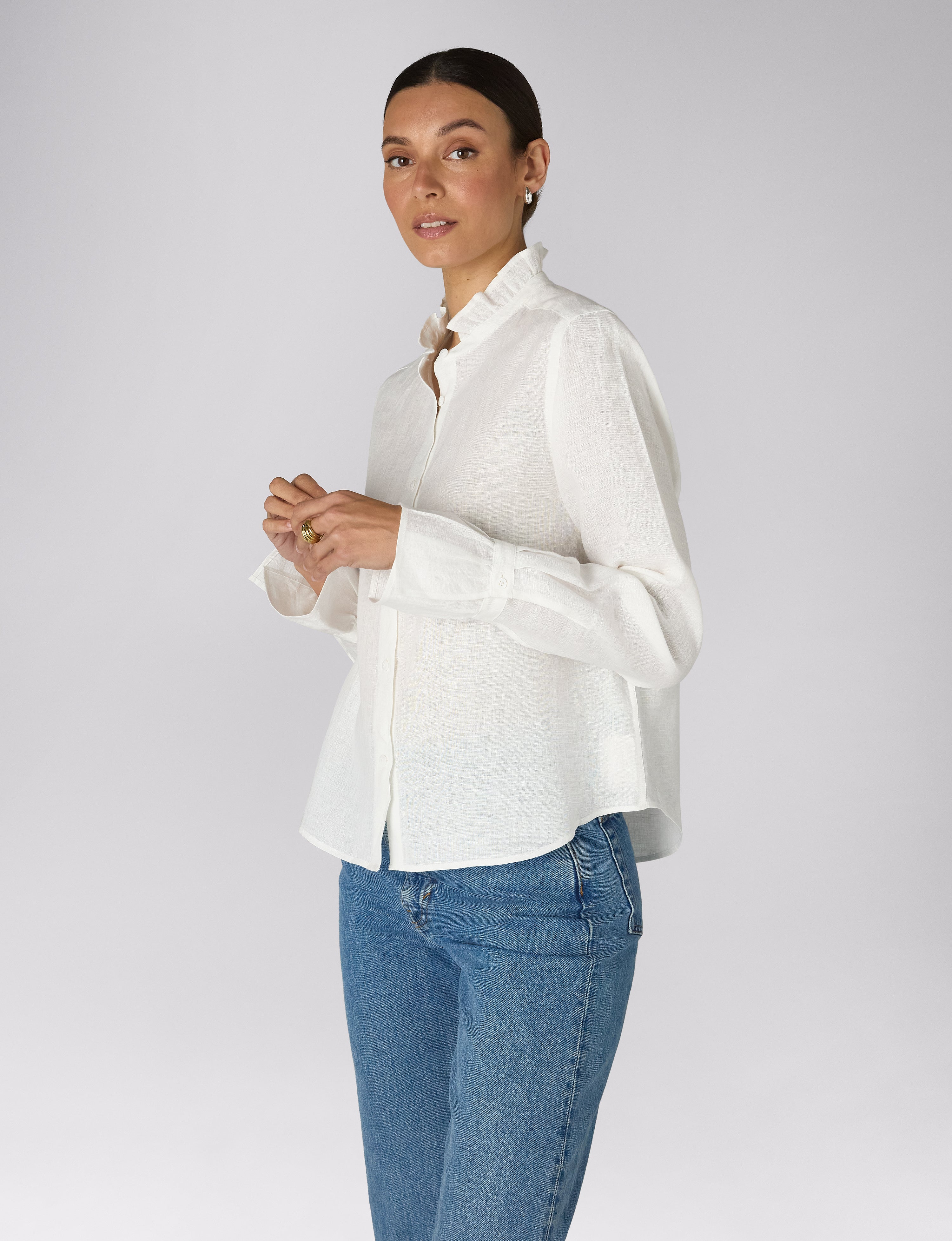 Kew Blouse: Linen, White Secondary image