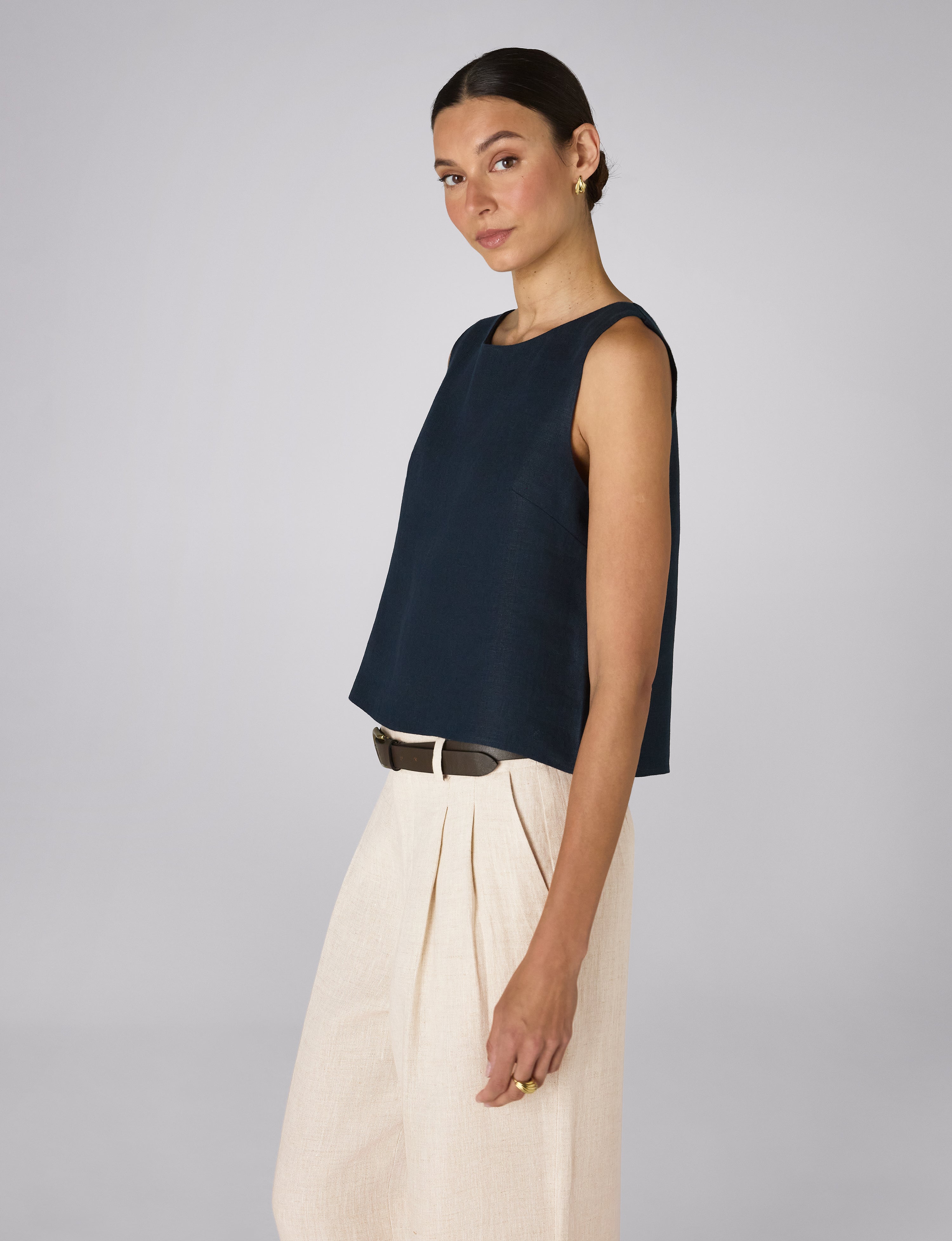 Jackie Top: Linen, Navy Blue Secondary image