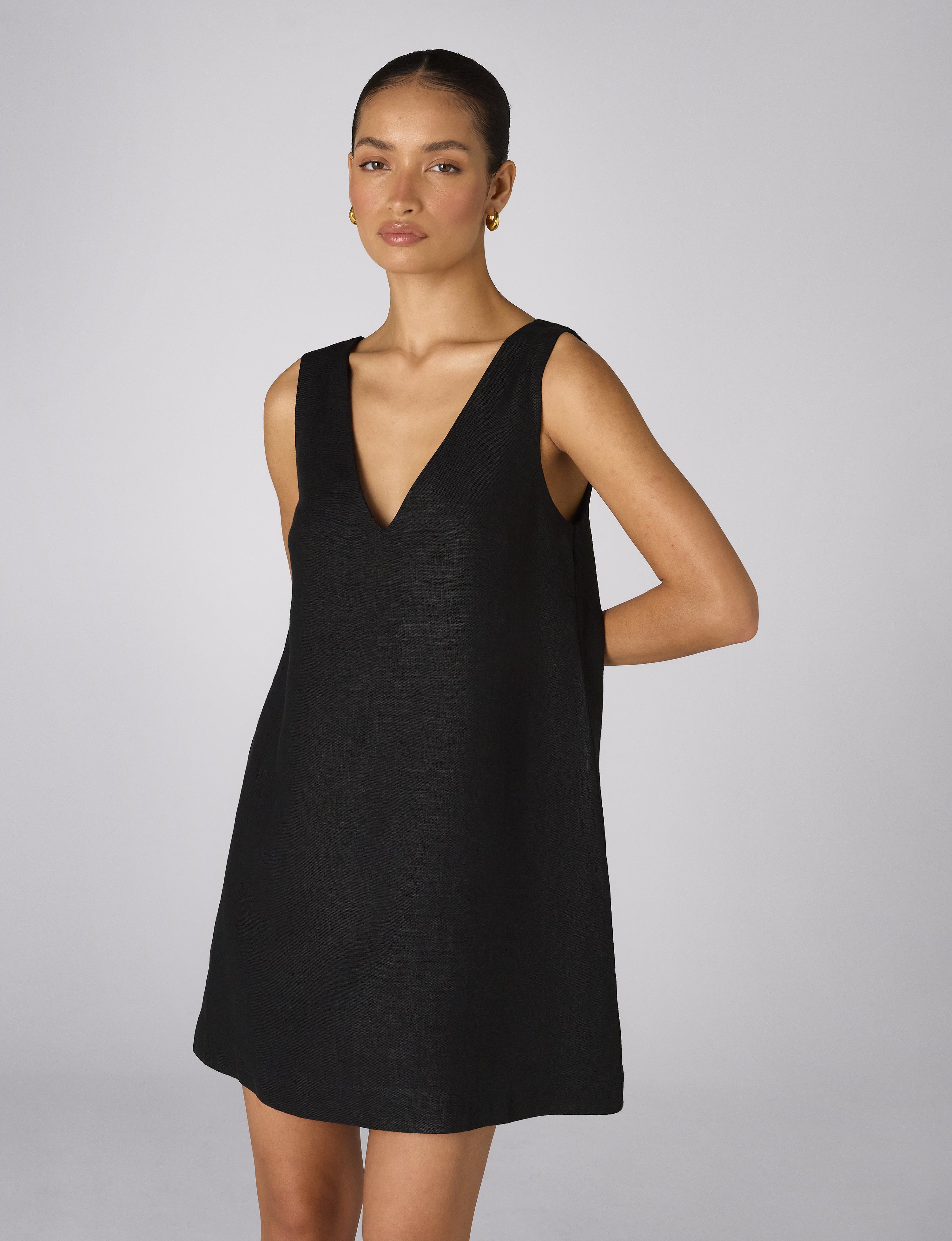 Sloane Dress: Linen, Black Secondary image