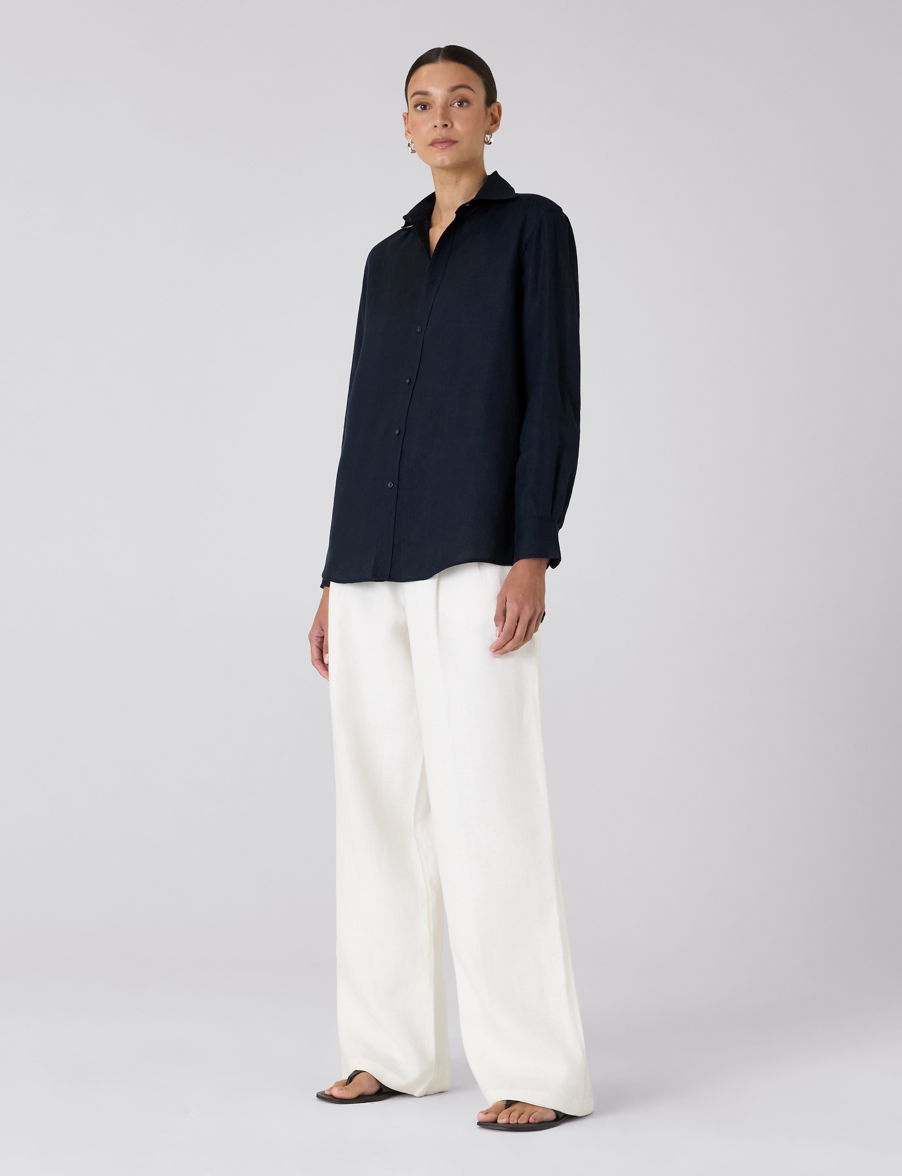 The Boyfriend: Linen, Navy Blue