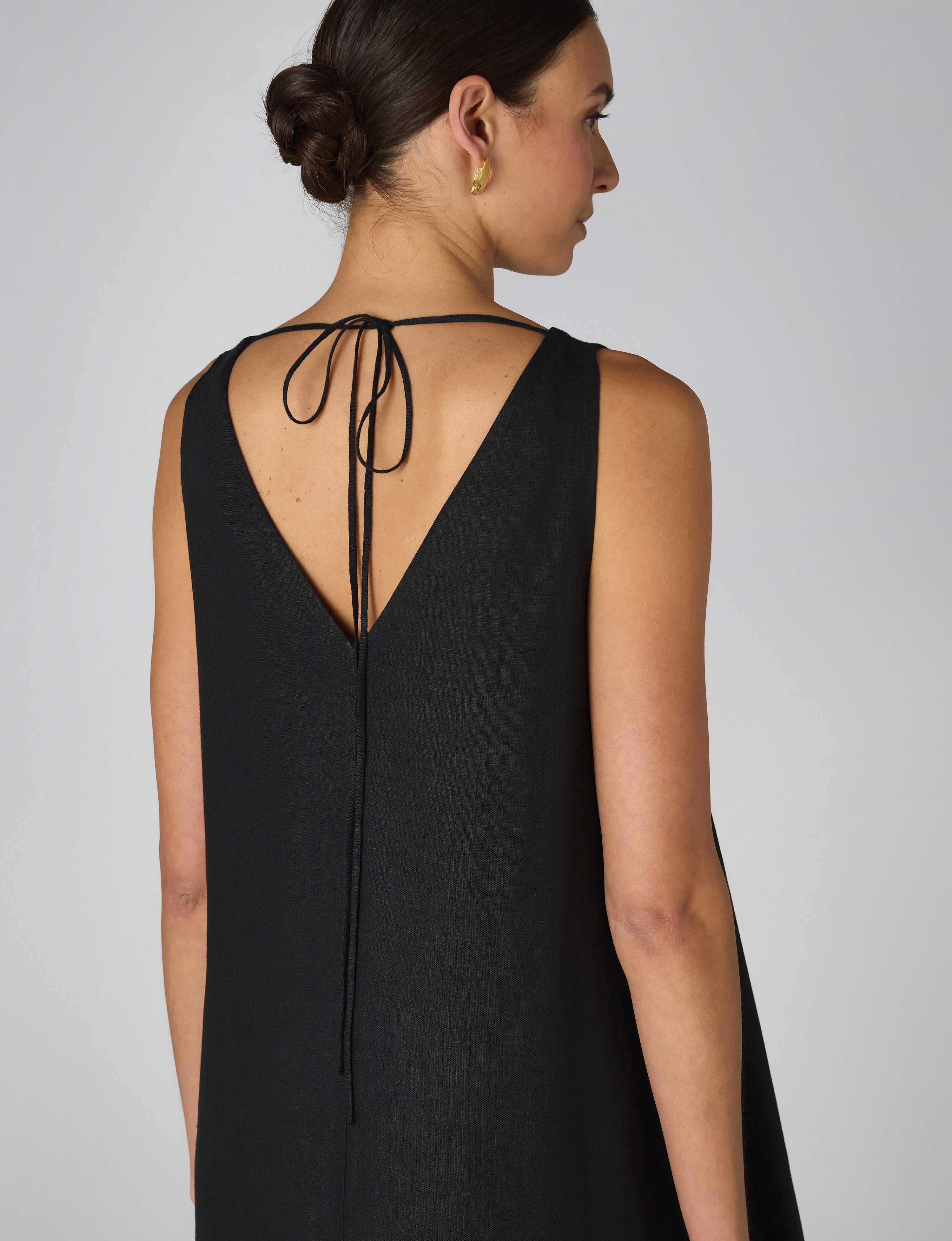 Blenheim Dress: Linen, Black