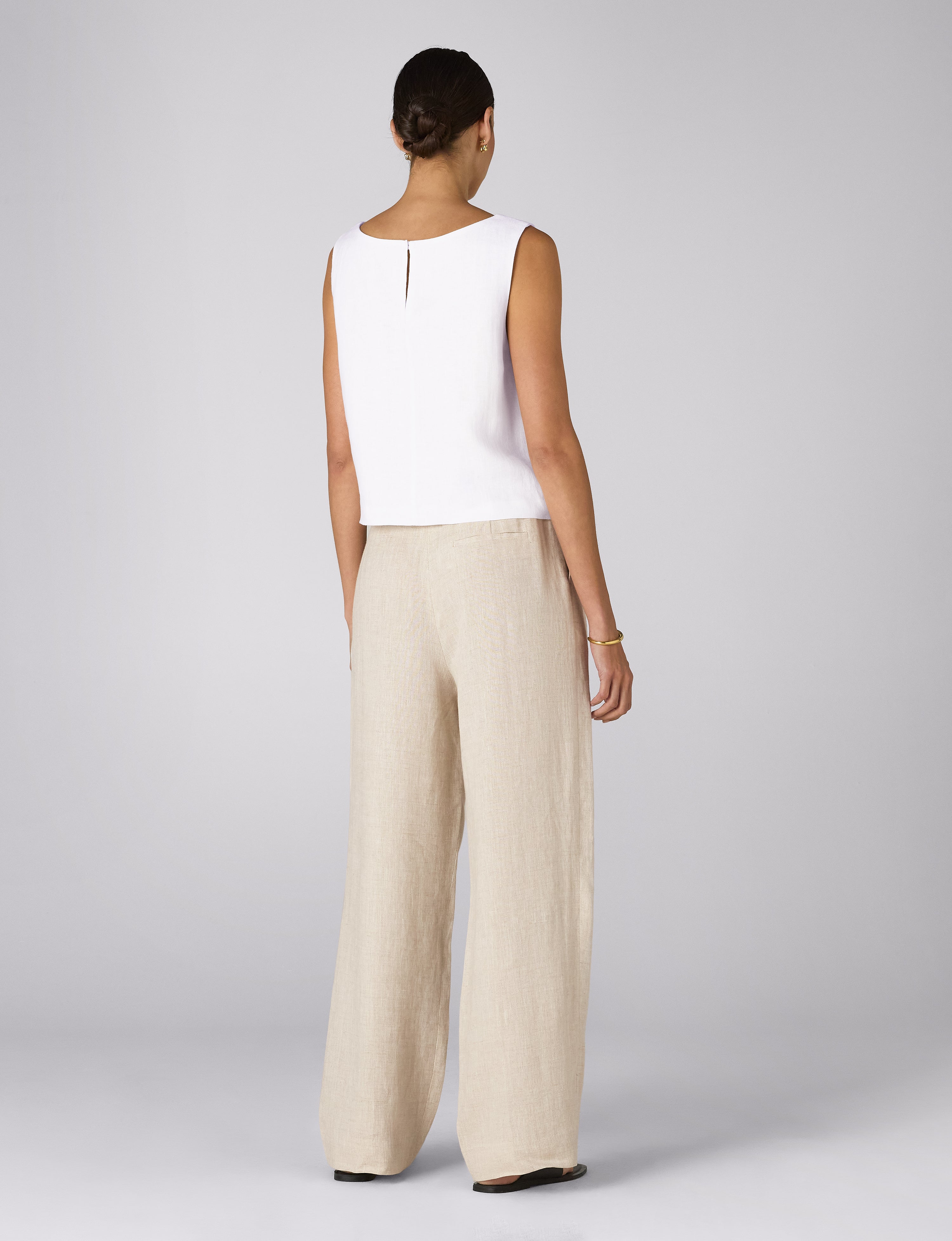Jackie Top: Linen, White