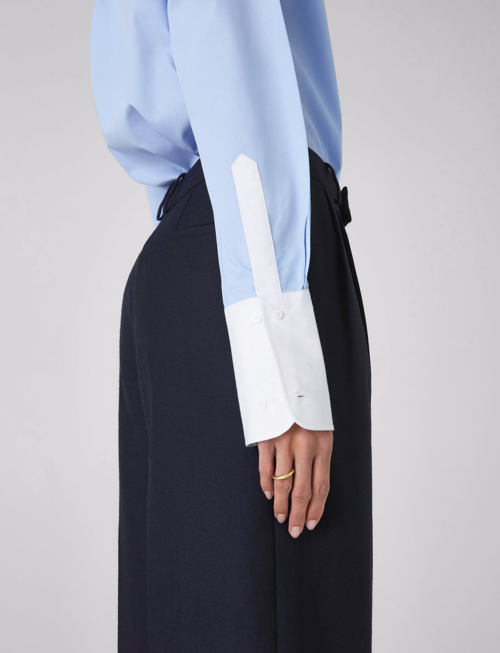 The Boyfriend Contrast Exaggerated Cuff and Collar: Fine Poplin, Sky Blue