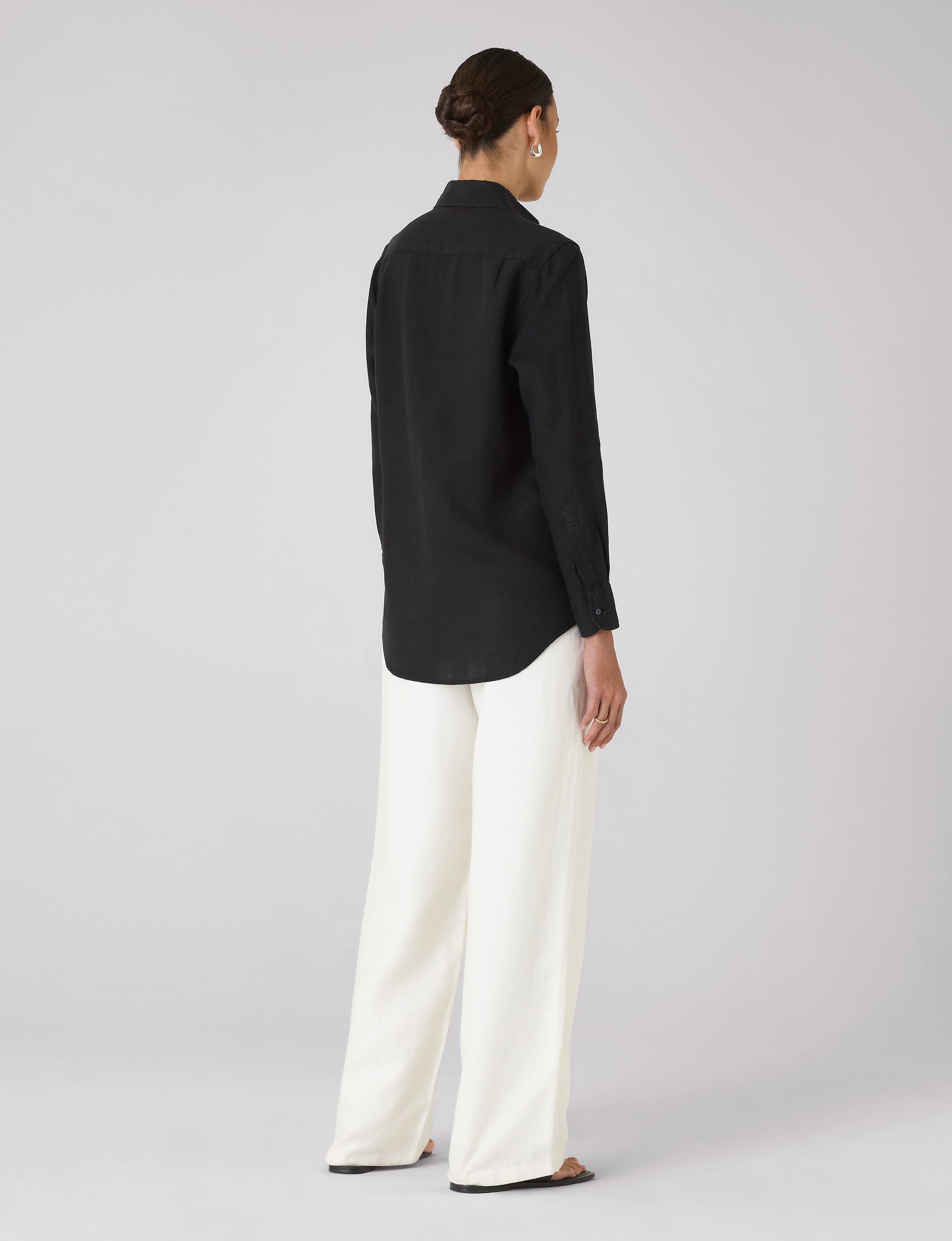 The Boyfriend: Linen, Black