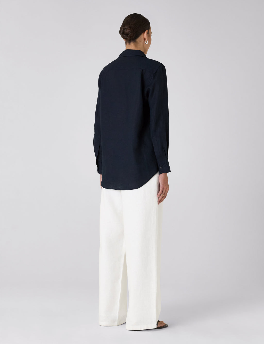 The Boyfriend: Linen, Navy Blue